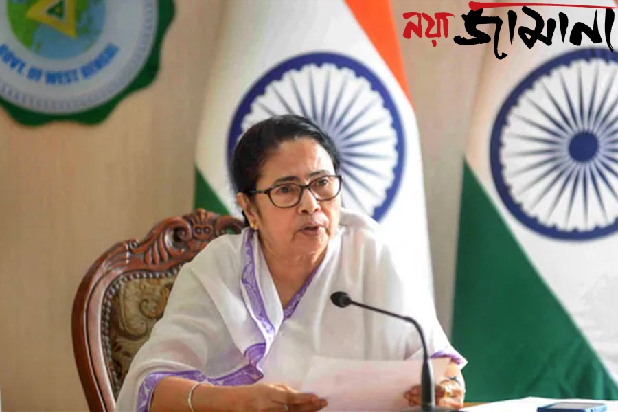 দিল্লি অভিযানের আগে মেজাজে মমতা, বিঁধলেন কমিশনকে, কী আছে সেই চিঠিতে?
