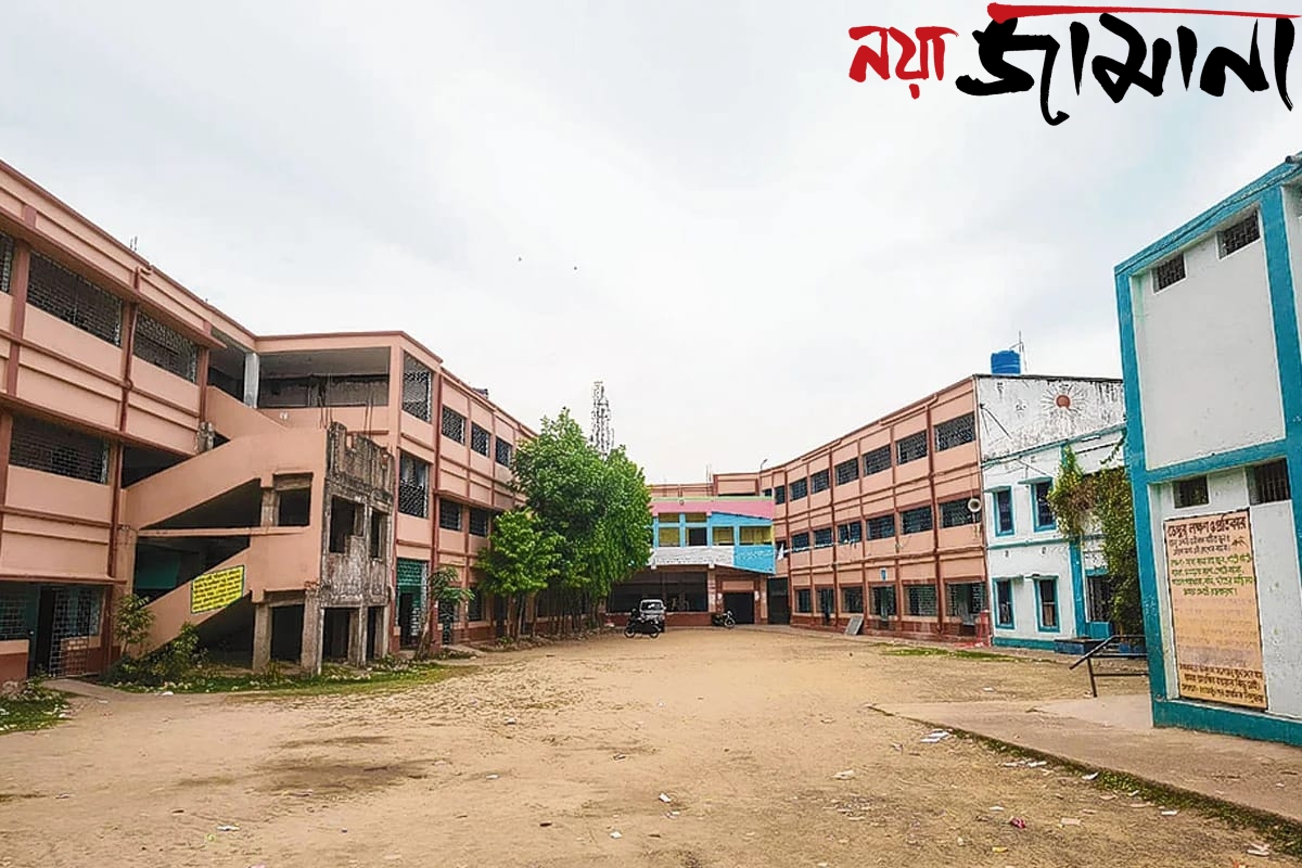 বাহিনীর থাকার ব্যবস্থা স্কুলে,অনির্দিষ্টকালের জন্য পঠনপাঠন স্থগিত,১১ হাজার পড়ুয়ার ভবিষ্যৎ অনিশ্চিত!