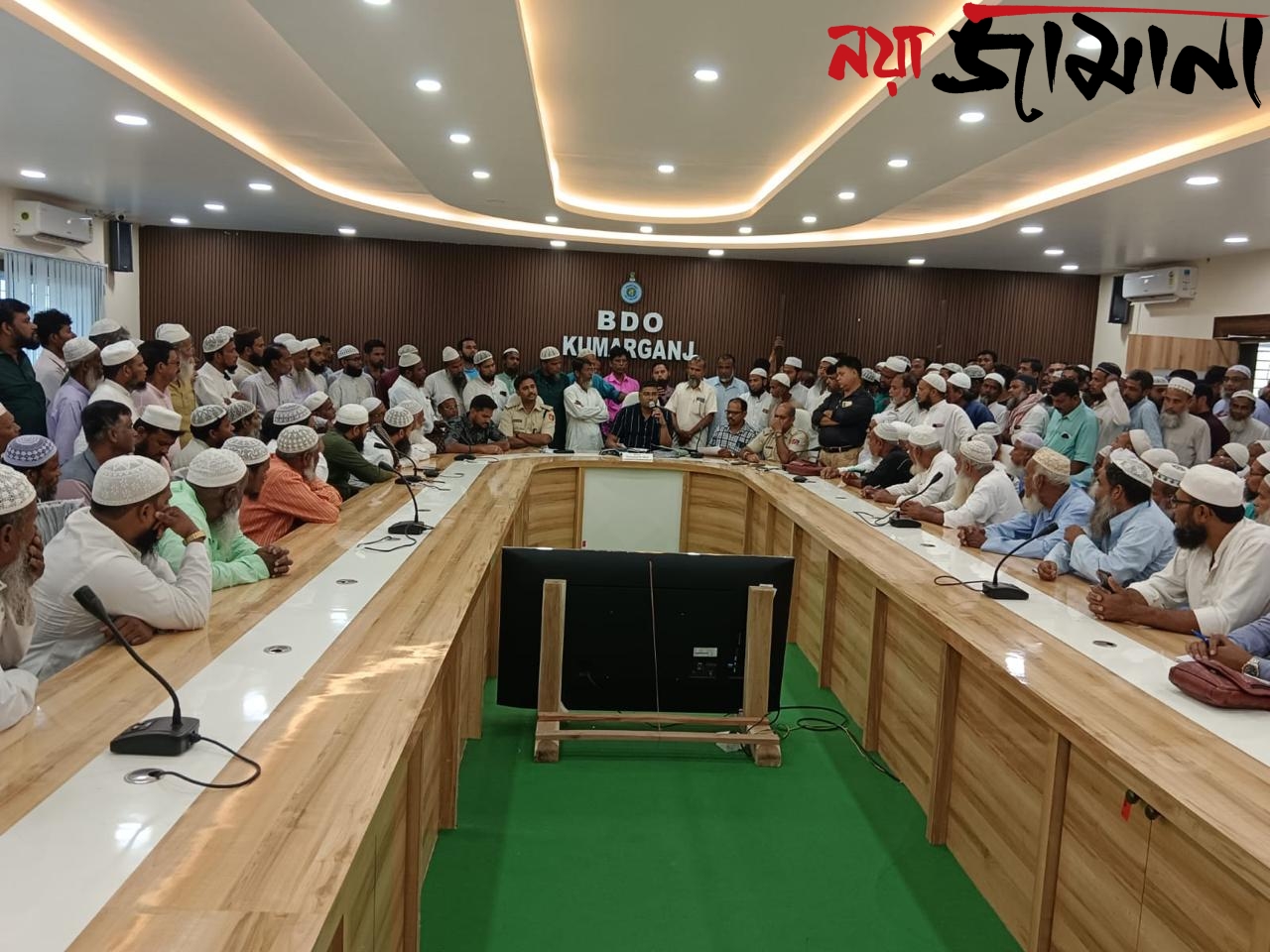 ঈদের আগে কুমারগঞ্জে উদ্বেগ, গরু কোরবানি নিয়ে নতুন সরকারি নিয়মে হতবাক সংখ্যালঘু সমাজ 