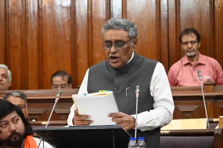 ডবল ইঞ্জিন বাজেটে ২০শতাংশ ডিএ বৃদ্ধি, অক্টোবর থেকে মিলবে ৩৮ শতাংশ মহার্ঘভাতা